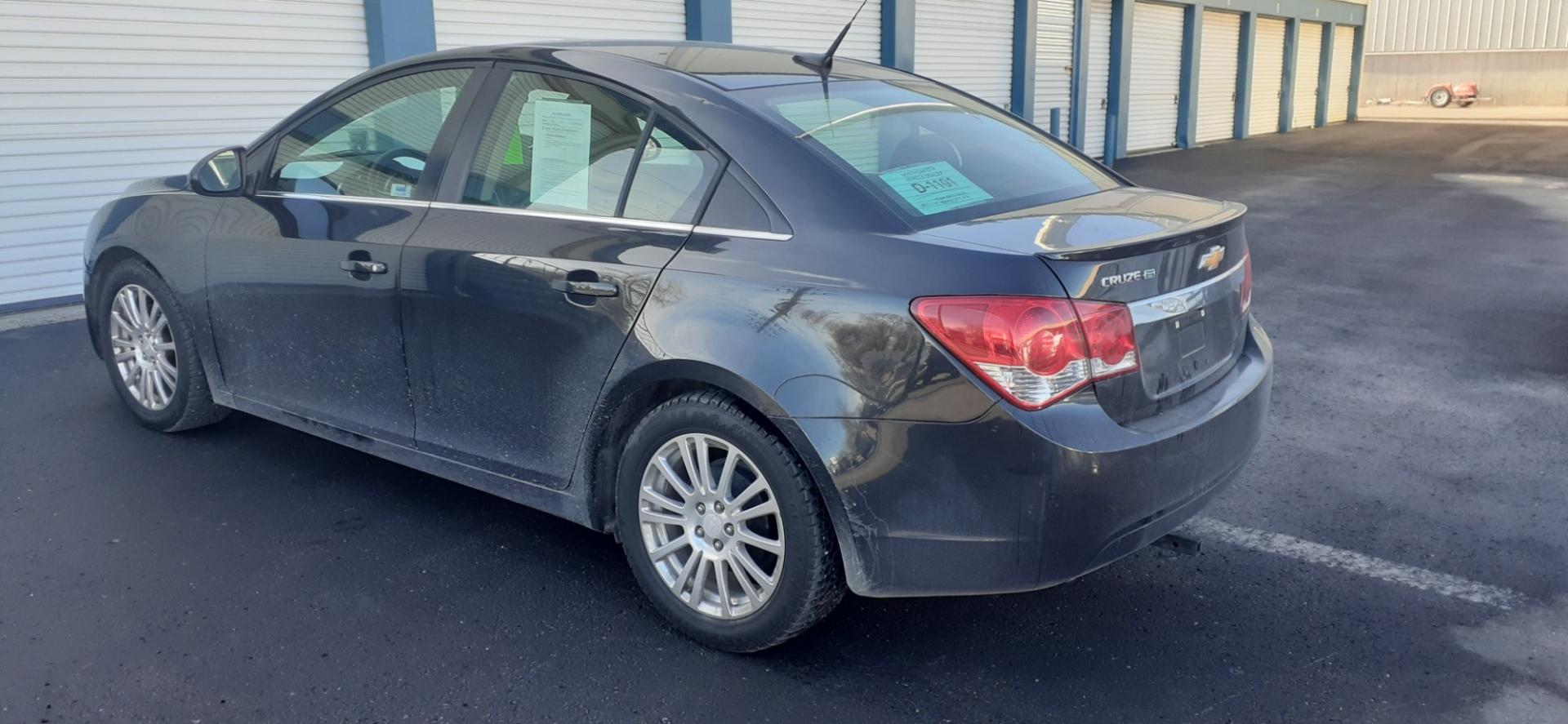 2013 Chevrolet Cruze (1G1PH5SB5D7) , located at 2015 Cambell Street, Rapid City, SD, 57701, (605) 342-8326, 44.066433, -103.191772 - CARFAX AVAILABLE - Photo#2